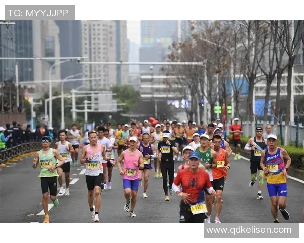 武汉极限运动队在马拉松积分榜中以62分领先，展现出强劲实力与团队精神